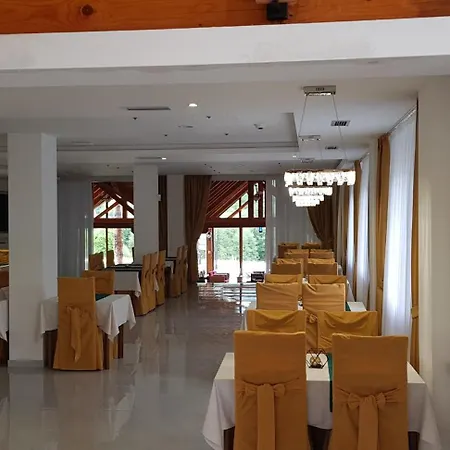 Hotel Rostovo - Rostovo & Ethno Village Cardaci